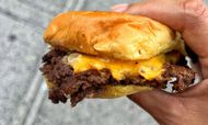 Burger from 7TH STREET BURGER NYC. (Image via Instagram/@7thstreetburgernyc)